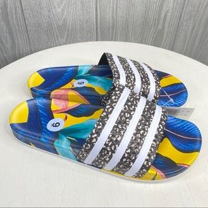 Adidas Womens Slides Size 9